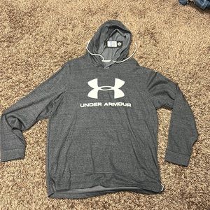 MENS UA sweatshirt